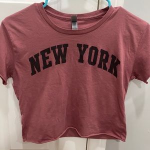 A rosewood New York long H&M cropped tee